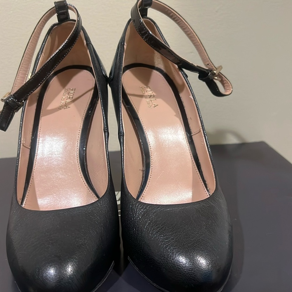 Furla Black Authentic size 38/8